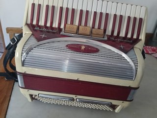 Acordeón Settimio Soprani Contino Model 120 bajos