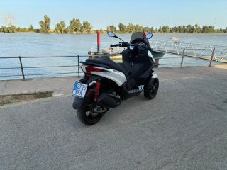 Piaggio MP3 300 - Carnet B