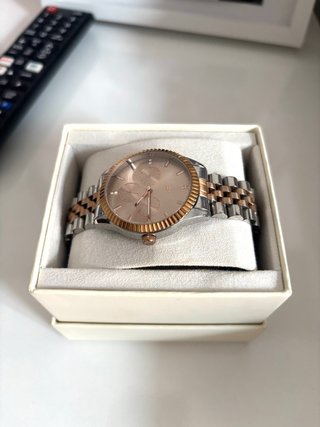 Reloj Mujer Oro y Plata