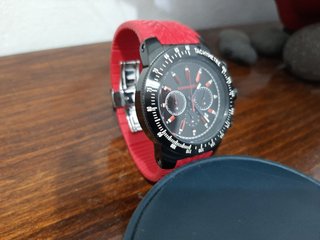 Reloj deportivo rojo y negro EUROMOBIL crono