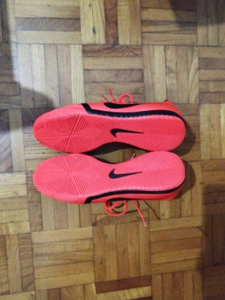 Botas de fútbol Nike Phantom Venom 42.5