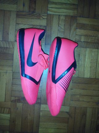 Botas de fútbol Nike Phantom Venom 42.5