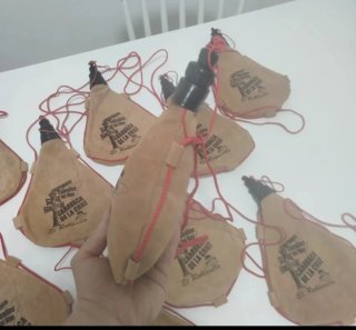Botas de vino hechas a mano