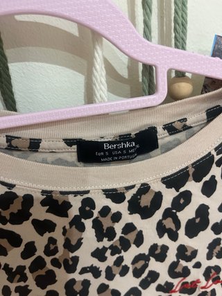 Camiseta talla S Bershka nueva