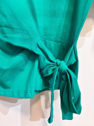 Camiseta Bonobo verde talla S con lazada