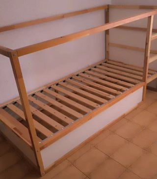 Cama infantil Kura Ikea reversible Dosel incluido