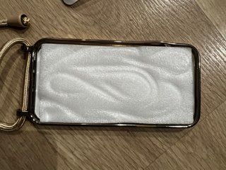 Funda iPhone 12/12 Pro Magnética Dorada