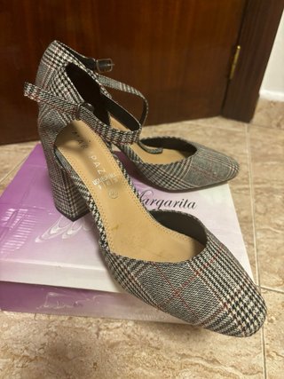Zapatos de tacón Mary Paz cuadros Talla 40