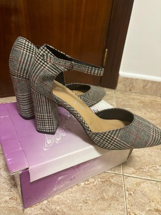 Zapatos de tacón Mary Paz cuadros Talla 40
