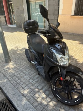 Sym Symphony 125 Scooter Negra