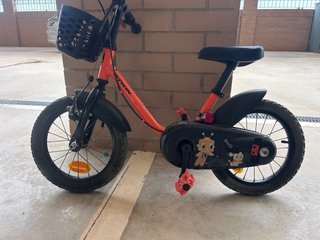 Bicicleta infantil naranja BTWIN