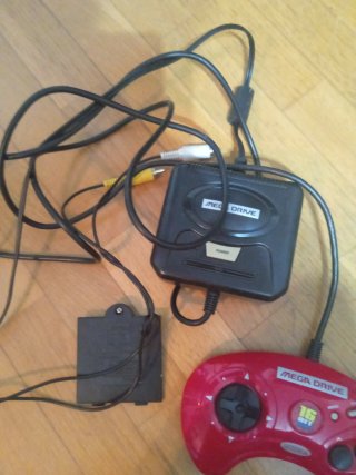 Consola Radica Sega Mega Drive incluye 6 juegos