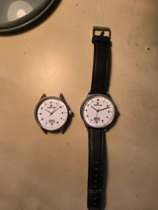 2 relojes Daniel Klein Premium 11818, mismo modelo