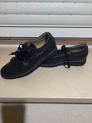 Zapatos escolares azul marino Talla 38