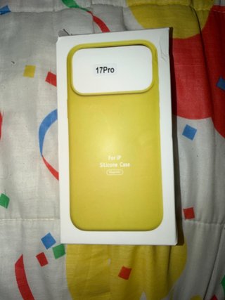 Funda iPhone 17 Pro Amarilla
