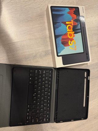 Samsung Tab S7 con Teclado Negro