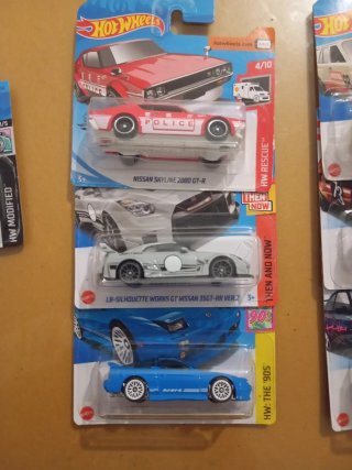Hot Wheels Nissan Skyline 2000 GT-R