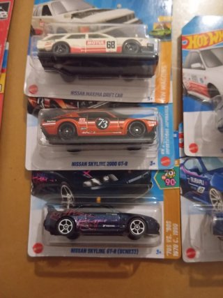 Hot Wheels Nissan Skyline 2000 GT-R