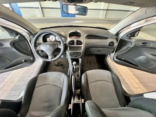 Peugeot 206 2004