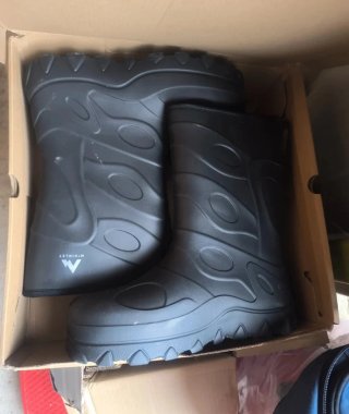 Botas de agua McKinley negras