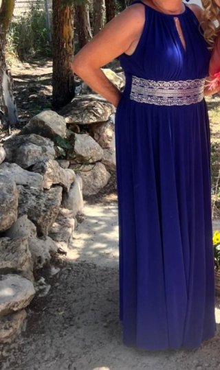 Vestido de fiesta azul con plateado