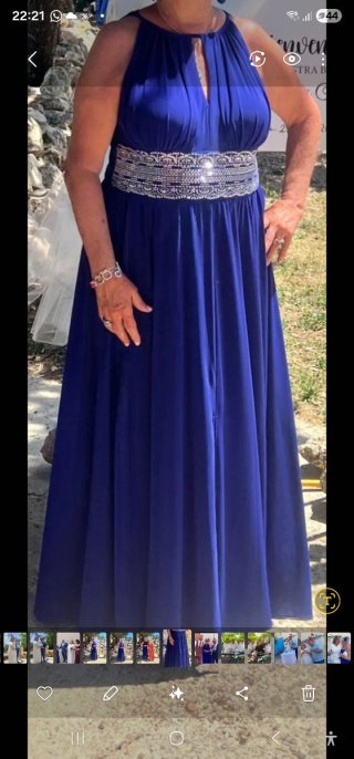 Vestido de fiesta azul con plateado
