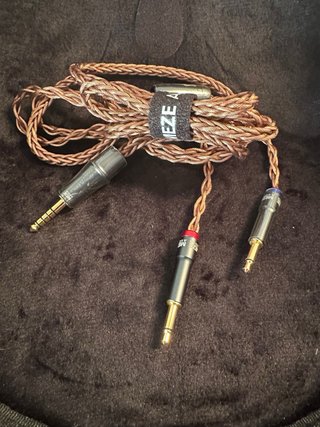 Meze Audio Liric 2 Isodinamico Rinaro MZ4 Cerrado