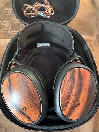 Meze Audio Liric 2 Isodinamico Rinaro MZ4 Cerrado