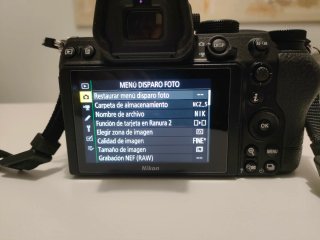 Nikon Z5 + Nikkor Z 40mm f2 - Garantía 2031