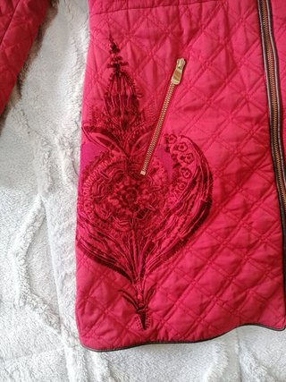 Abrigo desigual reversible + regalo