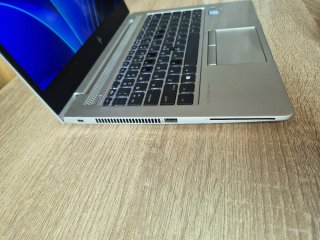 Portátil HP i7