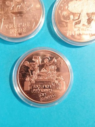 3 Onzas Cobre Puro Monedas Aliens