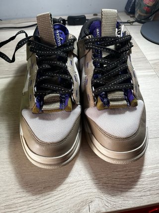 Zapatillas Beige y Morado