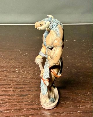 Grenadier Minotauro 1989 metal 65mm