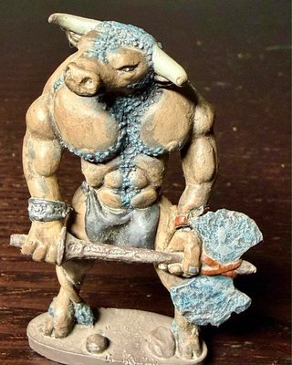Grenadier Minotauro 1989 metal 65mm