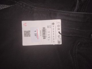 Pantalón vaquero Bershka negro recto