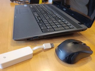 Portátil Acer con SSD 240GB + Accesorios