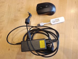 Portátil Acer con SSD 240GB + Accesorios