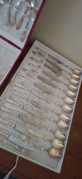 Servizio posate in argento 800