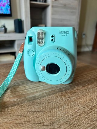 Cámara Instax Mini 11 Fujifilm
