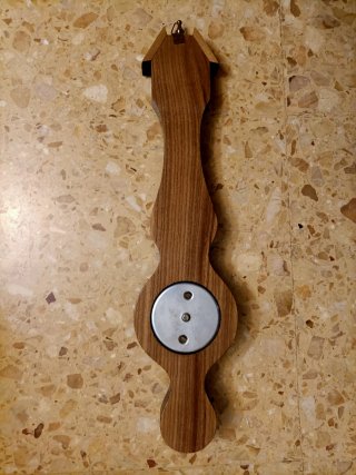Termómetro y Barómetro de Madera Oscura