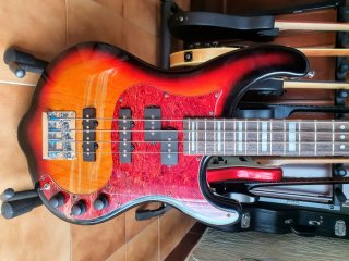 Solo Venta!!! Cort Signature bajo electrico!!