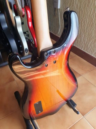 Solo Venta!!! Cort Signature bajo electrico!!