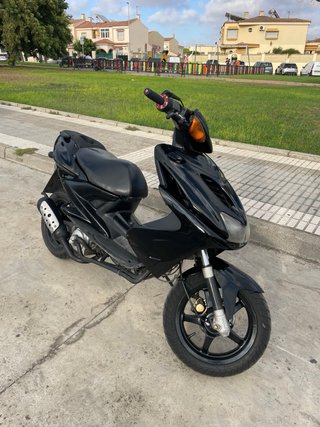 Yamaha Aerox 50cc Negra