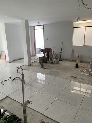 Chapado de Azulejos y Porcelánico | Garantía