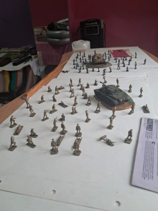 Figuras infantería inglesa y alemana