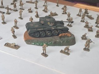 Figuras infantería inglesa y alemana