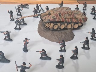 Figuras infantería inglesa y alemana