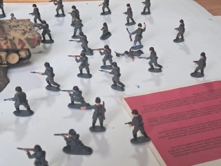 Figuras infantería inglesa y alemana