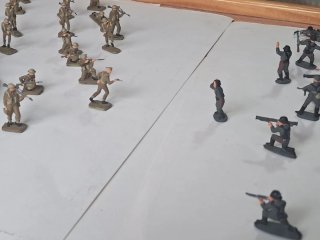 Figuras infantería inglesa y alemana